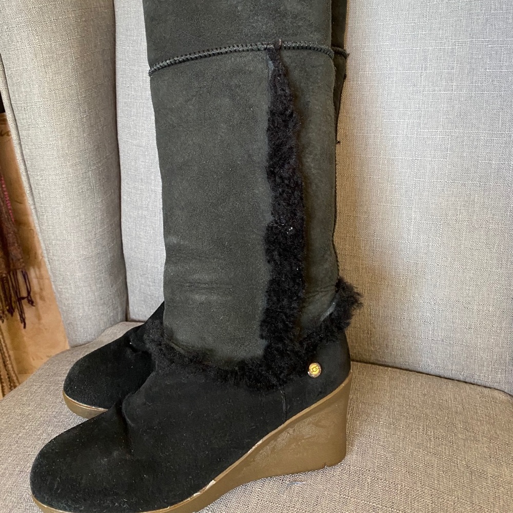 UGG wedges size 7